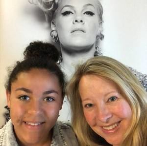 Meet your Posher, Vicki